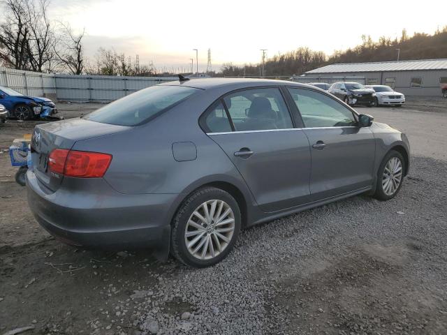 Photo 3 from auction – 2011 VOLKSWAGEN JETTA SEL with VIN 3VWLZ7AJ5BM103589