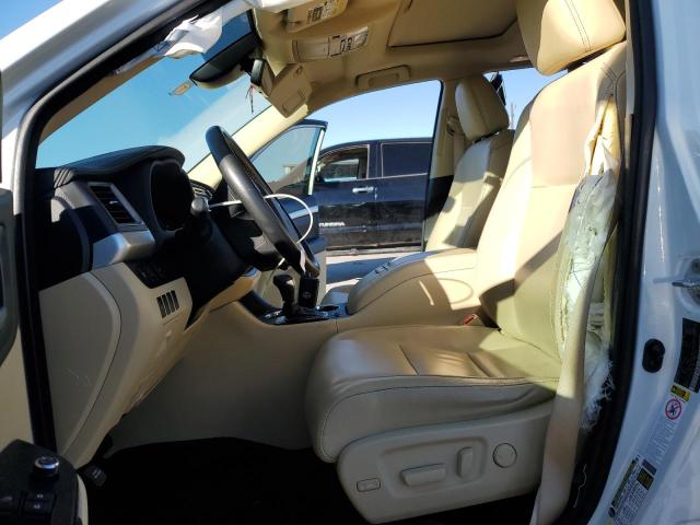 Photo 7 from auction – 2017 TOYOTA HIGHLANDER with VIN 5TDKZRFH7HS521757