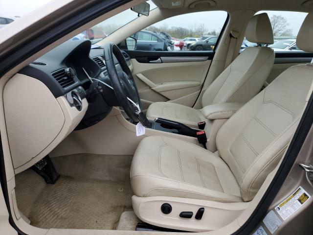 Photo 7 from auction – 2015 VOLKSWAGEN PASSAT S with VIN 1VWAT7A37FC081967