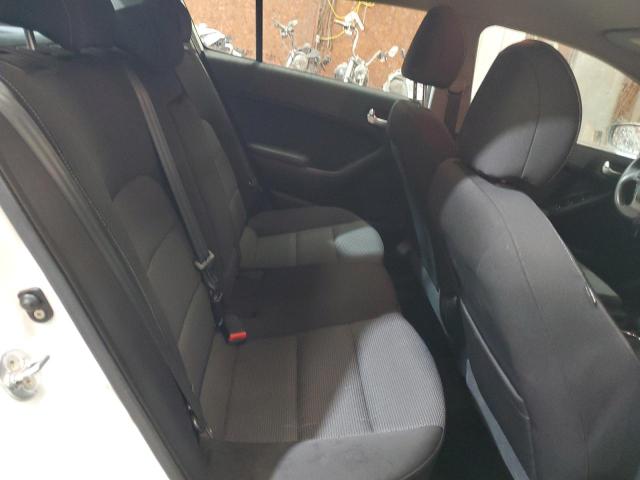 Photo 10 from auction – 2017 KIA FORTE LX with VIN KNAFK5A87H5684885