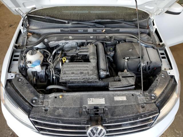 Photo 11 from auction – 2017 VOLKSWAGEN JETTA S with VIN 3VW2B7AJ1HM363545