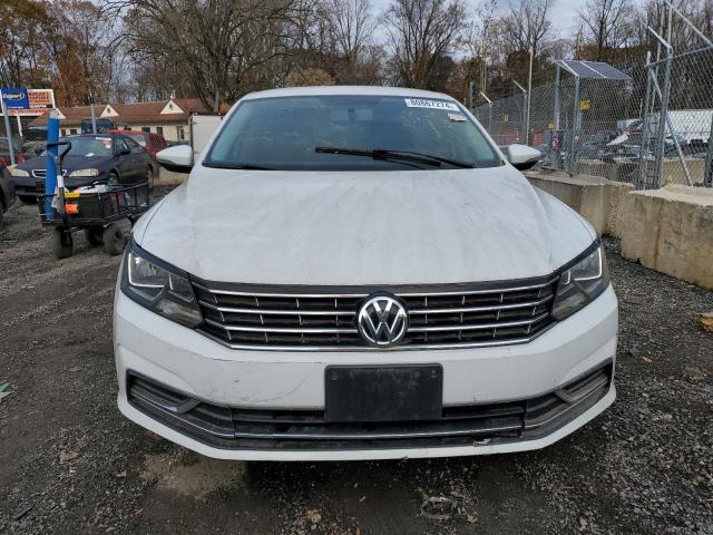 Photo 5 from auction – 2016 VOLKSWAGEN PASSAT S with VIN 1VWAT7A36GC015895