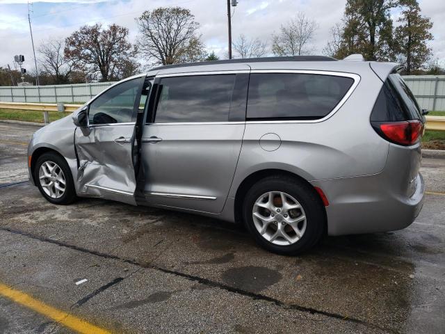 Photo 2 from auction – 2017 CHRYSLER PACIFICA T with VIN 2C4RC1BG4HR794839