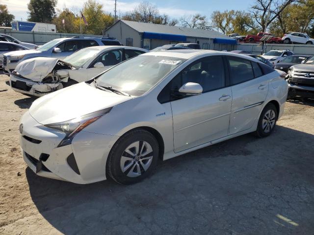 TOYOTA PRIUS 2018 with VIN JTDKARFU6J3547102 - Photo from auction