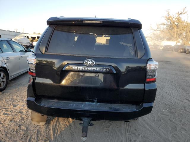 Photo 6 from auction – 2018 TOYOTA 4RUNNER SR with VIN JTEZU5JR3J5178474