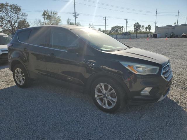 Photo 4 from auction – 2017 FORD ESCAPE SE with VIN 1FMCU0GD1HUE84853