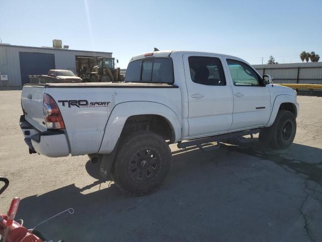 Photo 3 from auction – 2015 TOYOTA TACOMA DOU with VIN 3TMLU4EN9FM187595