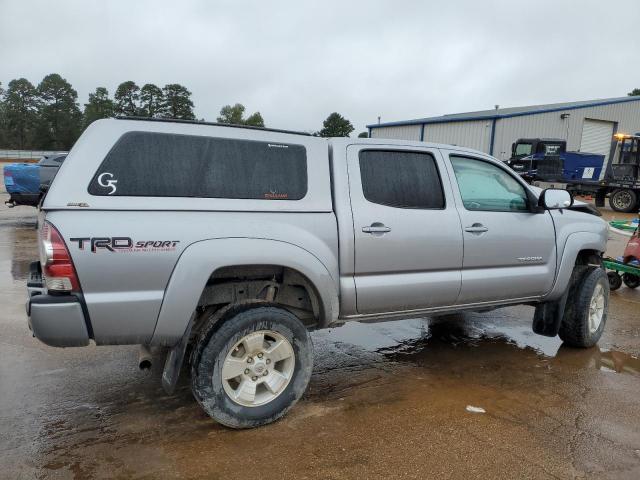 Photo 3 from auction – 2015 TOYOTA TACOMA DOU with VIN 5TFLU4EN9FX141162