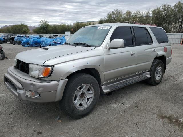 TOYOTA 4RUNNER SR 2000 with VIN JT3GN86R1Y0177290 - Photo from auction