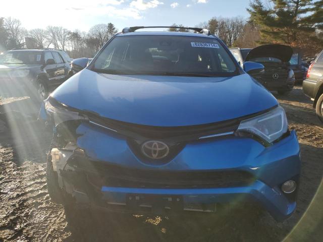 Photo 5 from auction – 2017 TOYOTA RAV4 XLE with VIN JTMRFREV7HD200053