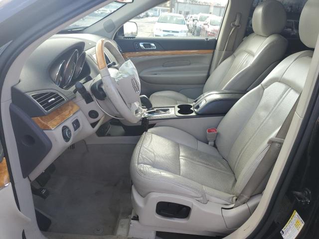 Photo 7 from auction – 2011 LINCOLN MKT with VIN 2LMHJ5AT6BBJ52467