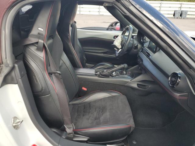 Photo 10 from auction – 2018 MAZDA MX-5 MIATA with VIN JM1NDAC72J0202669