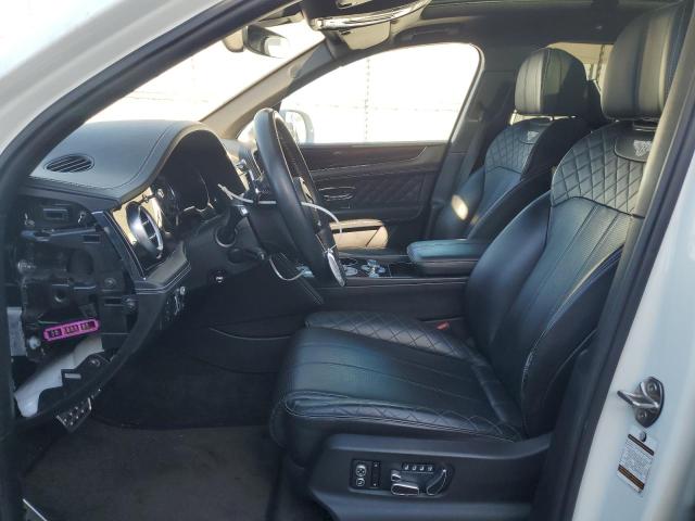 Photo 7 from auction – 2017 BENTLEY BENTAYGA with VIN SJAAC2ZV1HC013857