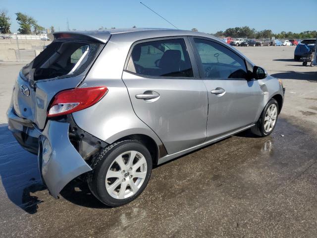Photo 3 from auction – 2014 MAZDA MAZDA2 TOU with VIN JM1DE1LZ2E0179670