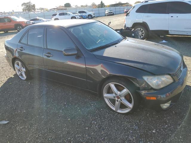 Photo 4 from auction – 2001 LEXUS IS 300 with VIN JTHBD182710032758