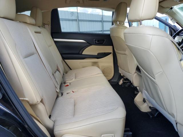 Photo 11 from auction – 2019 TOYOTA HIGHLANDER with VIN 5TDZZRFH0KS300913