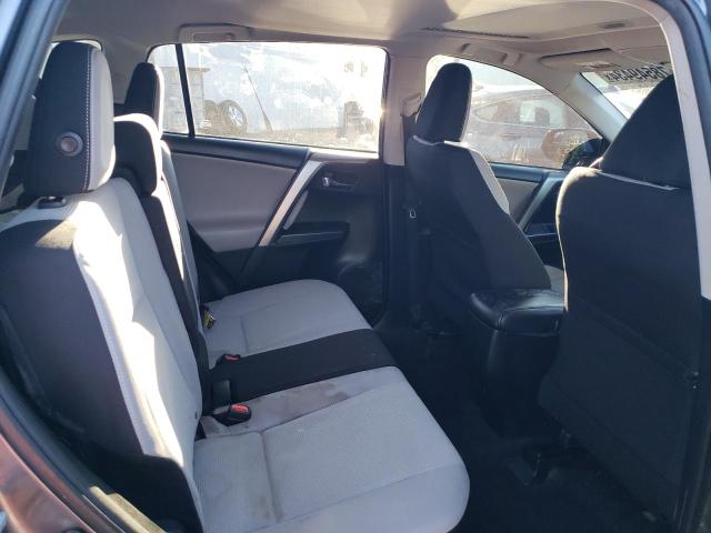 Photo 11 from auction – 2017 TOYOTA RAV4 XLE with VIN JTMWFREV1HD093763