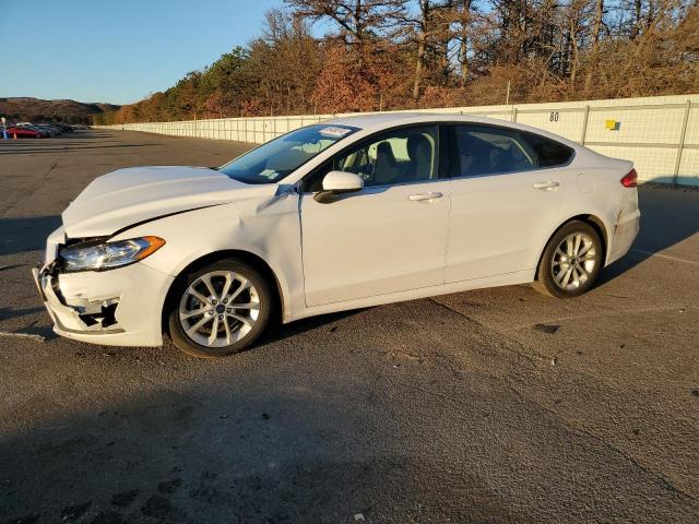 FORD FUSION SE 2020 with VIN 3FA6P0LU5LR217266 - Photo from auction
