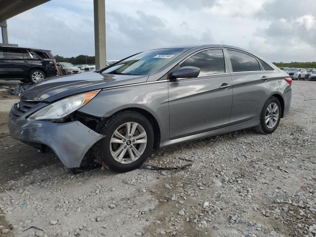 HYUNDAI SONATA GLS 2014 with VIN 5NPEB4AC7EH837290 - Photo from auction