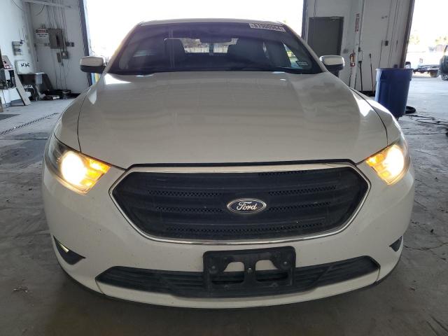 Photo 5 from auction – 2015 FORD TAURUS SEL with VIN 1FAHP2E89FG112018