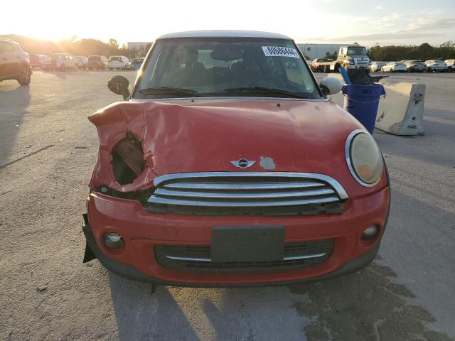 Photo 5 from auction – 2011 MINI COOPER with VIN WMWSU3C53BTX96747