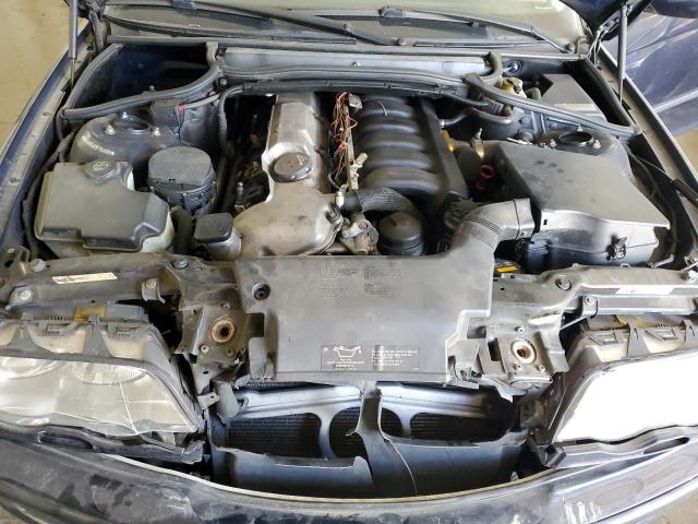 Photo 11 from auction – 2001 BMW 330 I with VIN WBAAV53481FT02455