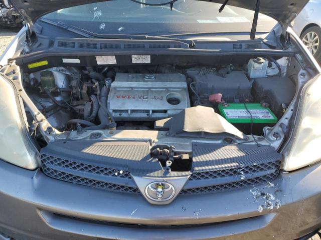 Photo 12 from auction – 2004 TOYOTA SIENNA XLE with VIN 5TDBA22C04S009826
