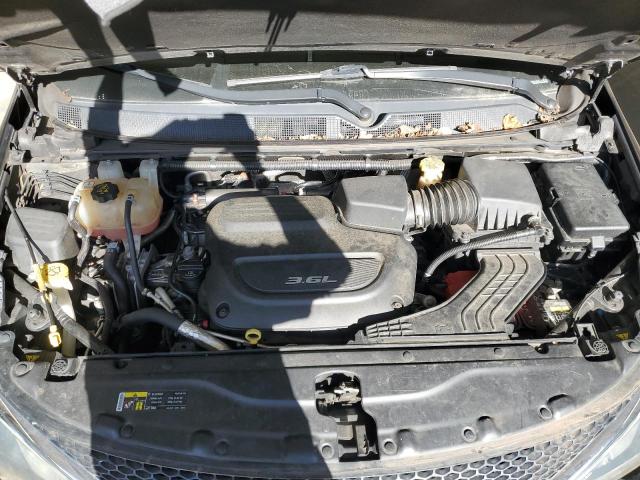 Photo 12 from auction – 2017 CHRYSLER PACIFICA L with VIN 2C4RC1GG3HR647520