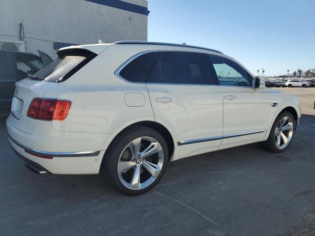 Photo 3 from auction – 2017 BENTLEY BENTAYGA with VIN SJAAC2ZV1HC013857