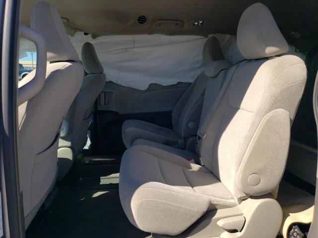 Photo 11 from auction – 2016 TOYOTA SIENNA LE with VIN 5TDKK3DC5GS732415