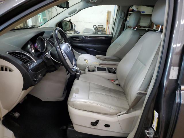 Photo 7 from auction – 2016 CHRYSLER TOWN & COU with VIN 2C4RC1BGXGR301907