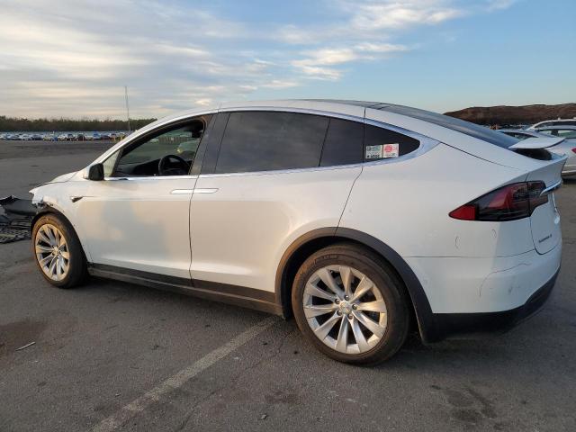 Photo 2 from auction – 2018 TESLA MODEL X with VIN 5YJXCBE29JF141020