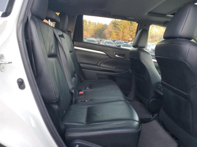 Photo 11 from auction – 2015 TOYOTA HIGHLANDER with VIN 5TDJKRFH2FS202294