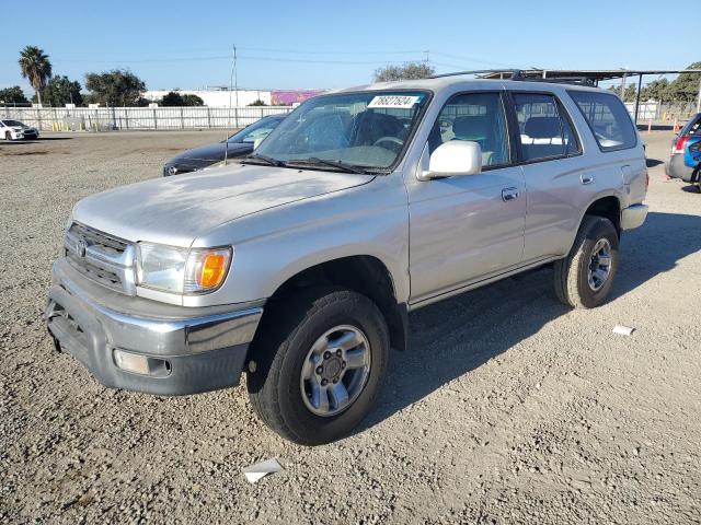 TOYOTA 4RUNNER SR 2002 with VIN JT3GN86R620225776 - Photo from auction