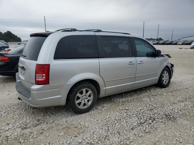 Photo 3 from auction – 2010 CHRYSLER TOWN & COU with VIN 2A4RR5D15AR183362