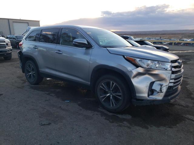 Photo 4 from auction – 2019 TOYOTA HIGHLANDER with VIN 5TDBZRFH3KS710770