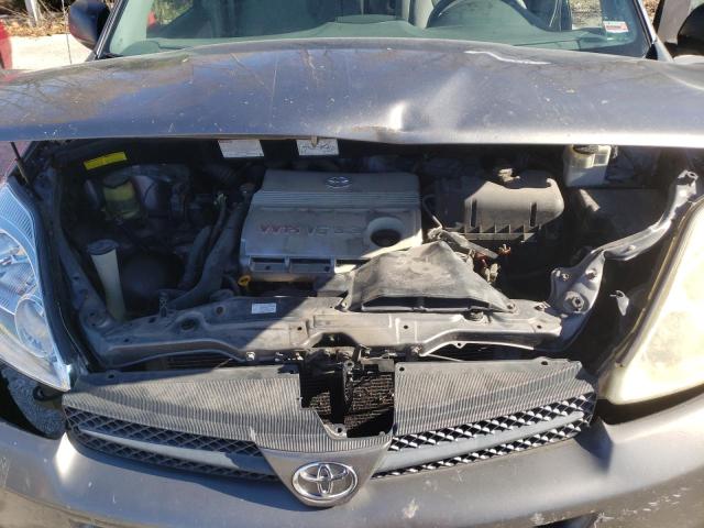 Photo 12 from auction – 2005 TOYOTA SIENNA CE with VIN 5TDZA23C15S346911