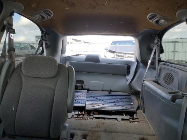 Photo 10 from auction – 2007 CHRYSLER TOWN & COU with VIN 2A4GP54LX7R243272