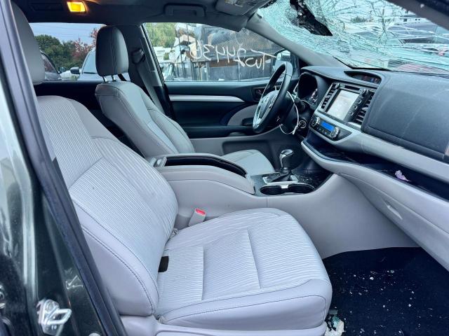 Photo 5 from auction – 2019 TOYOTA HIGHLANDER with VIN 5TDBZRFH2KS706435