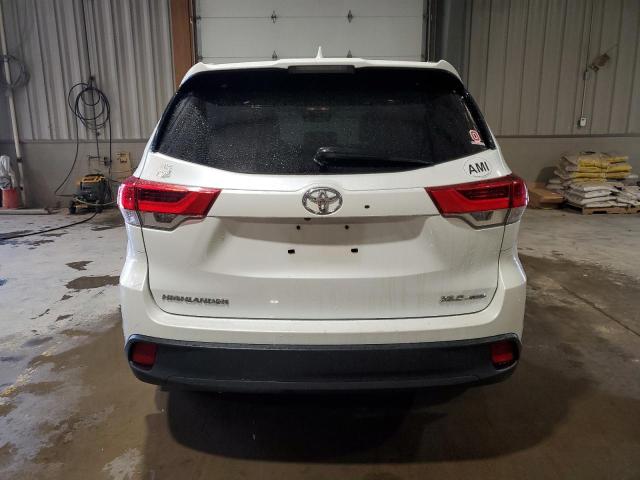 Photo 6 from auction – 2018 TOYOTA HIGHLANDER with VIN 5TDJZRFHXJS827241
