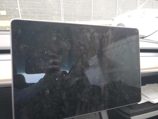 Photo 9 from auction – 2022 TESLA MODEL 3 with VIN 5YJ3E1EB9NF155444
