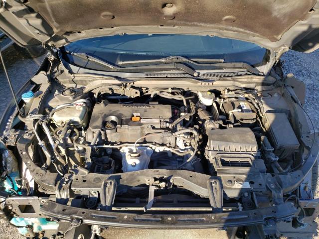 Photo 11 from auction – 2017 HONDA CIVIC LX with VIN 2HGFC2F57HH561174