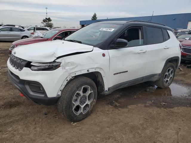 Снимка 1 от търг – 2022 JEEP COMPASS TR с VIN 3C4NJDDB9NT223301