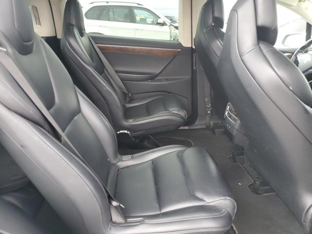 Photo 10 from auction – 2017 TESLA MODEL X with VIN 5YJXCBE25HF068335