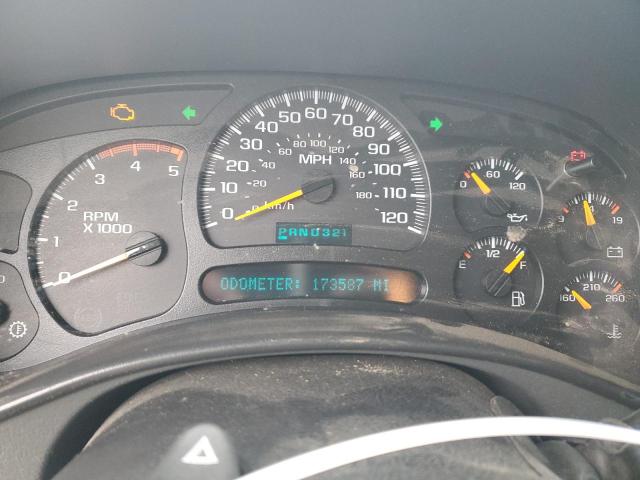 Photo 9 from auction – 2005 CHEVROLET SILVERADO with VIN 1GCHK232X5F836781