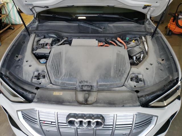Снимка 11 от търг – 2021 AUDI E-TRON SPO с VIN WA12ABGE6MB015156