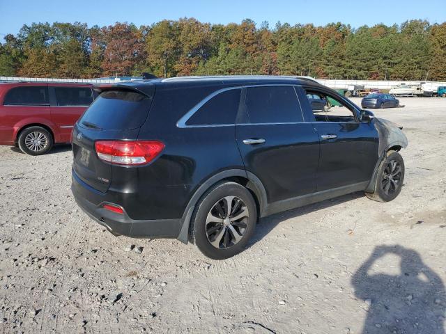 Photo 3 from auction – 2017 KIA SORENTO EX with VIN 5XYPH4A15HG217278