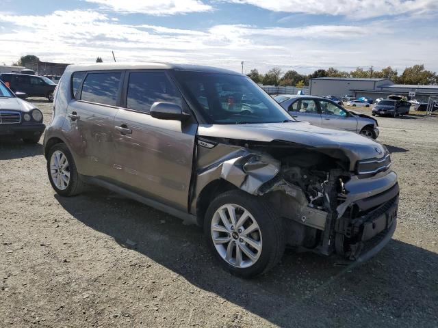 Photo 4 from auction – 2018 KIA SOUL with VIN KNDJN2A27J7621679