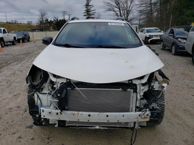 Photo 5 from auction – 2017 TOYOTA RAV4 SE with VIN 2T3JFREV1HW619922