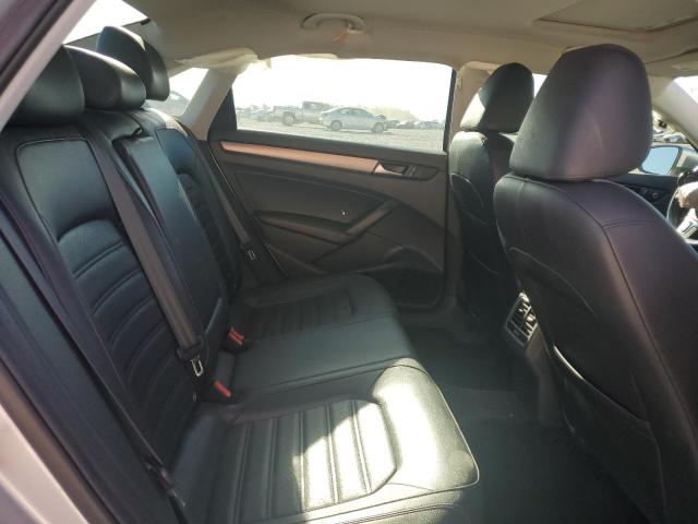 Photo 10 from auction – 2015 VOLKSWAGEN PASSAT SE with VIN 1VWBS7A37FC122797